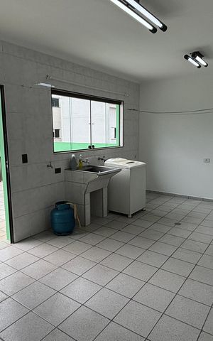 Casa à venda com 430m², 4 quartos e 6 vagasÁrea de Serviço