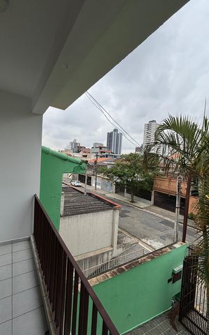 Casa à venda com 430m², 4 quartos e 6 vagasQuarto 3 Varanda