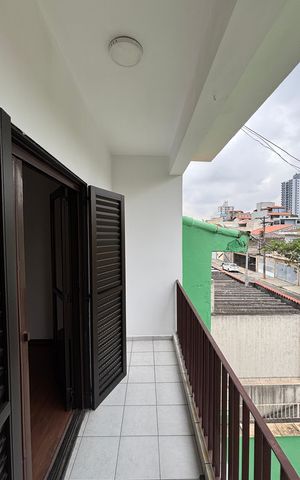 Casa à venda com 430m², 4 quartos e 6 vagasQuarto 3 Varanda