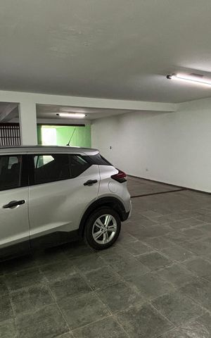 Casa à venda com 430m², 4 quartos e 6 vagasGaragem