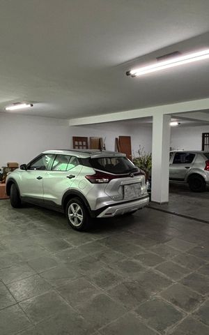 Casa à venda com 430m², 4 quartos e 6 vagasGaragem