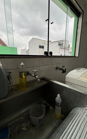 Casa à venda com 430m², 4 quartos e 6 vagasÁrea de Serviço