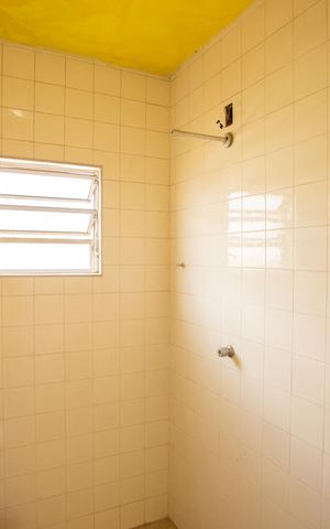 Casa à venda com 150m², 3 quartos e 1 vaga Casa à venda com 150m², 3 quartos e 1 vagaBanheiro Social