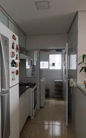 Apartamento à venda com 54m², 2 quartos e 1 vaga Apartamento à venda com 54m², 2 quartos e 1 vagaCozinha - Armários