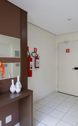 Apartamento à venda com 54m², 2 quartos e 1 vaga Apartamento à venda com 54m², 2 quartos e 1 vagaHall