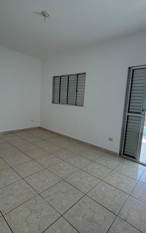 Casa à venda com 225m², 3 quartos e 2 vagasCasa 2 - Quarto