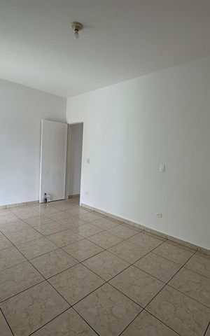 Casa à venda com 225m², 3 quartos e 2 vagasCasa 2 - Quarto