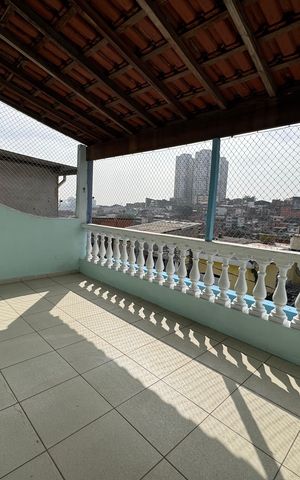 Casa à venda com 225m², 3 quartos e 2 vagasCasa 2 - Varanda sala