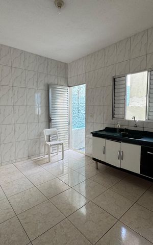 Casa à venda com 225m², 3 quartos e 2 vagasCasa 2 - Cozinha