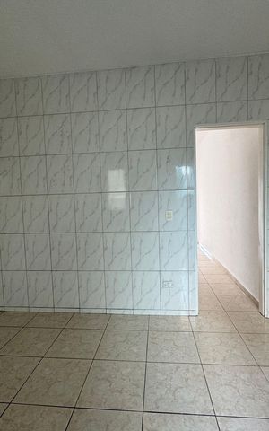 Casa à venda com 225m², 3 quartos e 2 vagasCasa 2 - Cozinha