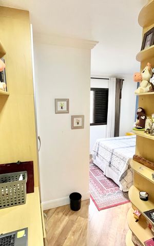 Apartamento à venda com 117m², 4 quartos e 3 vagas Apartamento à venda com 117m², 4 quartos e 3 vagasQuarto 3 - Suíte