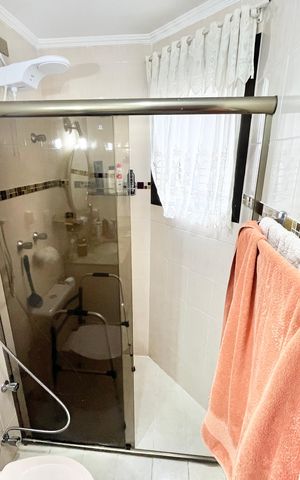 Apartamento à venda com 117m², 4 quartos e 3 vagas Apartamento à venda com 117m², 4 quartos e 3 vagasBanheiro da Suíte 2