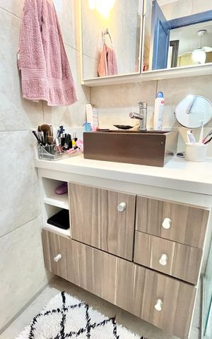 Apartamento à venda com 117m², 4 quartos e 3 vagas Apartamento à venda com 117m², 4 quartos e 3 vagasBanheiro da Suíte
