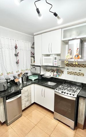Apartamento à venda com 117m², 4 quartos e 3 vagas Apartamento à venda com 117m², 4 quartos e 3 vagasCozinha