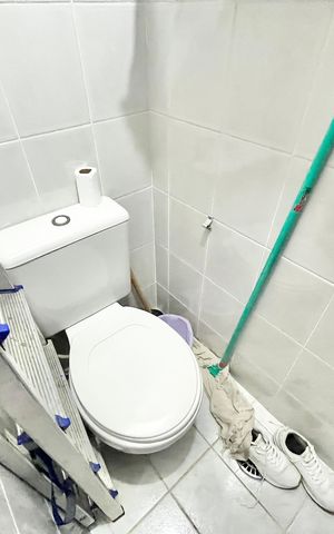 Apartamento à venda com 117m², 4 quartos e 3 vagas Apartamento à venda com 117m², 4 quartos e 3 vagasBanheiro de serviço