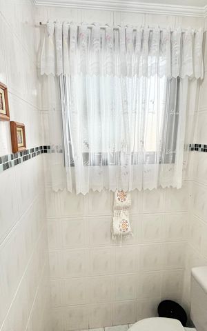 Apartamento à venda com 117m², 4 quartos e 3 vagas Apartamento à venda com 117m², 4 quartos e 3 vagasLavabo