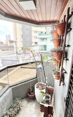 Apartamento à venda com 117m², 4 quartos e 3 vagas Apartamento à venda com 117m², 4 quartos e 3 vagasQuarto 1 - Suíte Varanda