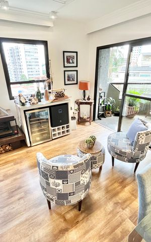 Apartamento à venda com 117m², 4 quartos e 3 vagas Apartamento à venda com 117m², 4 quartos e 3 vagasSala