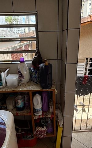 Casa à venda com 100m², 2 quartos e 2 vagas Casa à venda com 100m², 2 quartos e 2 vagasÁrea de Serviço