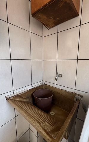 Casa à venda com 100m², 2 quartos e 2 vagas Casa à venda com 100m², 2 quartos e 2 vagasÁrea de Serviço