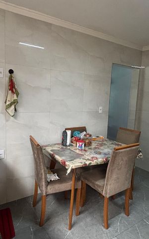 Casa à venda com 100m², 2 quartos e 2 vagas Casa à venda com 100m², 2 quartos e 2 vagasCozinha
