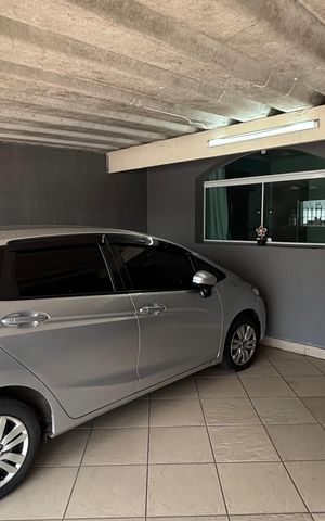 Casa à venda com 100m², 2 quartos e 2 vagas Casa à venda com 100m², 2 quartos e 2 vagasGaragem