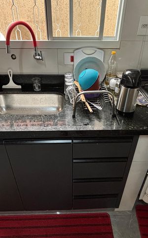 Casa à venda com 100m², 2 quartos e 2 vagas Casa à venda com 100m², 2 quartos e 2 vagasCozinha