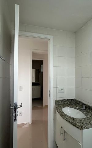 Apartamento para alugar com 74m², 3 quartos e 1 vaga Apartamento para alugar com 74m², 3 quartos e 1 vagaBanheiro da Suíte