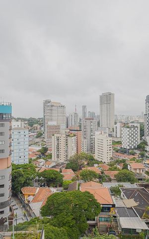 Apartamento à venda com 195m², 4 quartos e 3 vagas Apartamento à venda com 195m², 4 quartos e 3 vagasVista da Varanda da Sala