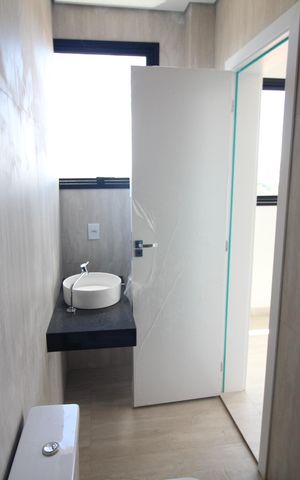 Apartamento à venda com 156m², 3 quartos e 5 vagasBanheiro