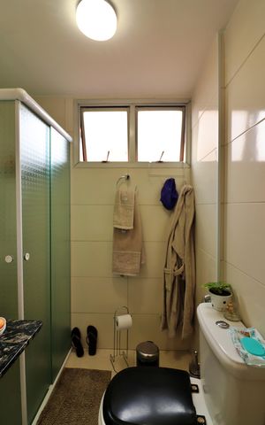 Apartamento à venda com 60m², 2 quartos e 1 vagaBanheiro Social