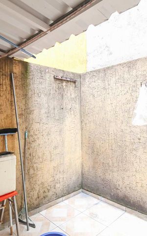 Casa à venda com 85m², 2 quartos e 2 vagas Casa à venda com 85m², 2 quartos e 2 vagasÁrea de Serviço