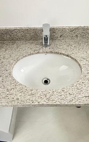 Apartamento para alugar com 28m², 1 quarto e sem vaga Apartamento para alugar com 28m², 1 quarto e sem vagaBanheiro