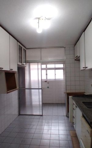 Apartamento à venda com 72m², 2 quartos e 2 vagas Apartamento à venda com 72m², 2 quartos e 2 vagasCozinha