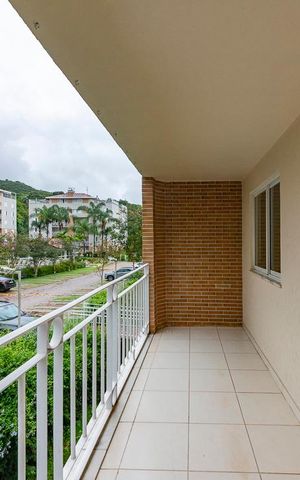 Apartamento à venda com 90m², 3 quartos e 2 vagas Apartamento à venda com 90m², 3 quartos e 2 vagasVaranda