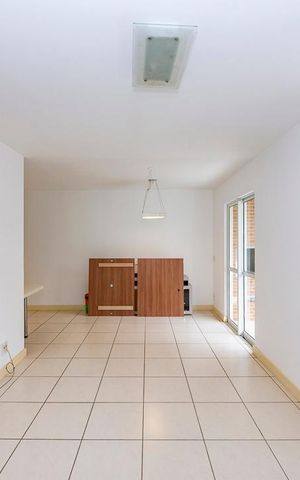 Apartamento à venda com 90m², 3 quartos e 2 vagas Apartamento à venda com 90m², 3 quartos e 2 vagasSala