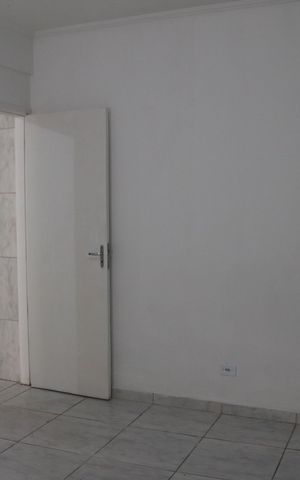 Casa para alugar com 35m², 1 quarto e sem vagaQuarto