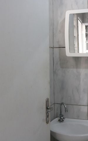 Casa para alugar com 35m², 1 quarto e sem vagaBanheiro
