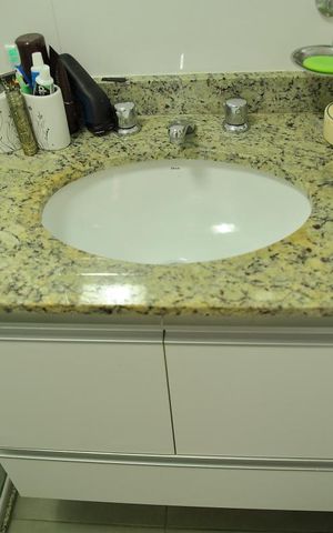 Apartamento à venda com 104m², 3 quartos e 3 vagasBanheiro de Serviço 