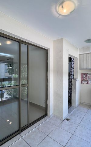 Apartamento à venda com 85m², 3 quartos e 1 vaga Apartamento à venda com 85m², 3 quartos e 1 vagav