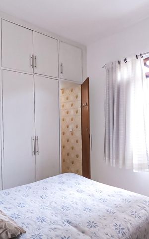 Casa de condomínio à venda com 250m², 5 quartos e 4 vagasQuarto  - Suíte