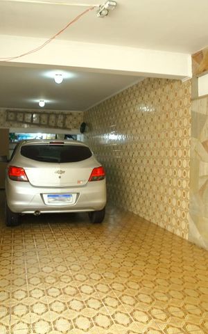 Casa à venda com 197m², 3 quartos e 3 vagasGaragem 