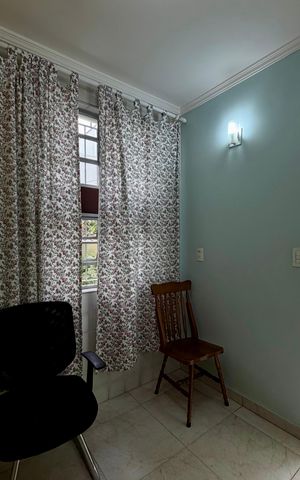 Casa à venda com 150m², 3 quartos e 3 vagas Casa à venda com 150m², 3 quartos e 3 vagasEscritório 2
