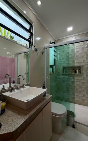 Casa à venda com 150m², 3 quartos e 3 vagas Casa à venda com 150m², 3 quartos e 3 vagasBanheiro 2