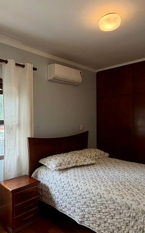 Casa à venda com 150m², 3 quartos e 3 vagas Casa à venda com 150m², 3 quartos e 3 vagasQuarto 1