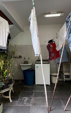Casa à venda com 150m², 3 quartos e 3 vagas Casa à venda com 150m², 3 quartos e 3 vagasÁrea de Serviço 3