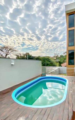 Casa para alugar com 597m², 4 quartos e 6 vagas Casa para alugar com 597m², 4 quartos e 6 vagasÁrea Externa