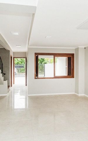Casa à venda com 120m², 3 quartos e 1 vaga Casa à venda com 120m², 3 quartos e 1 vagaSala