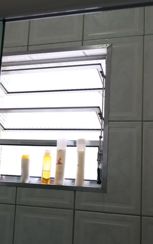 Casa à venda com 156m², 3 quartos e 3 vagasBanheiro 