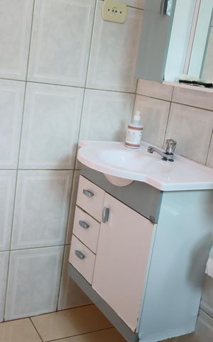 Casa à venda com 156m², 3 quartos e 3 vagasBanheiro 
